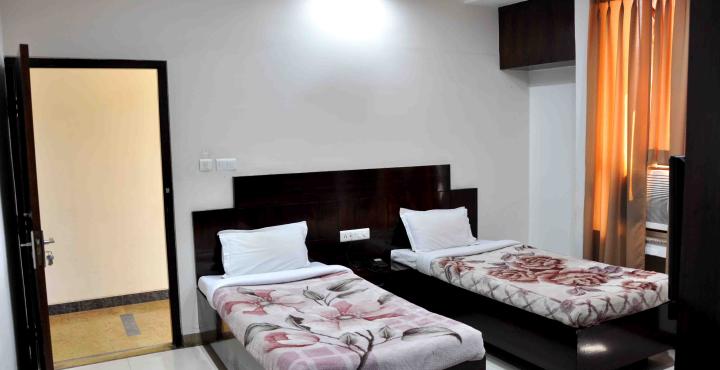 Hotel Dolphin International